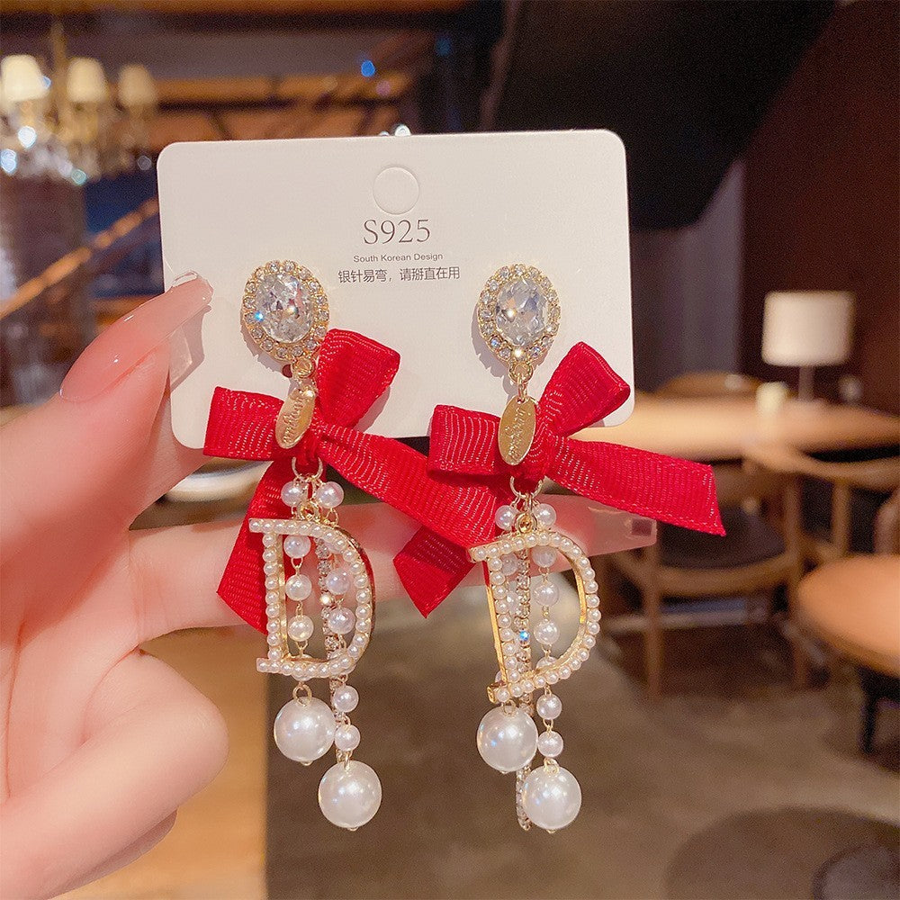 Sterling Silver Needle Light Luxury Pearl Earrings - Graceful Personality