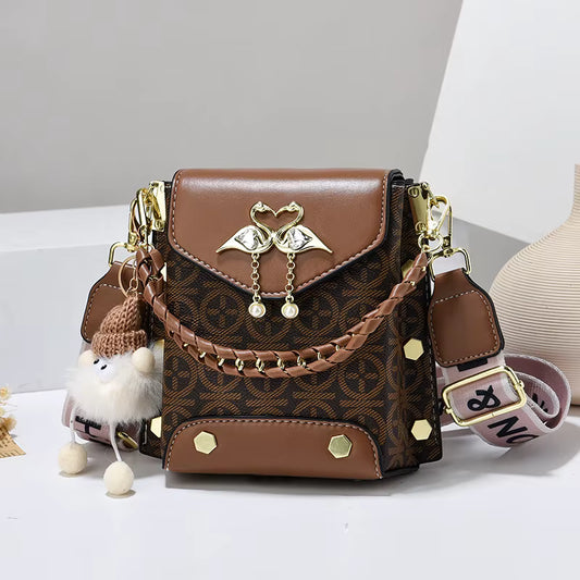 Fashionable Crossbody Flip Cover Bag - JumoShop