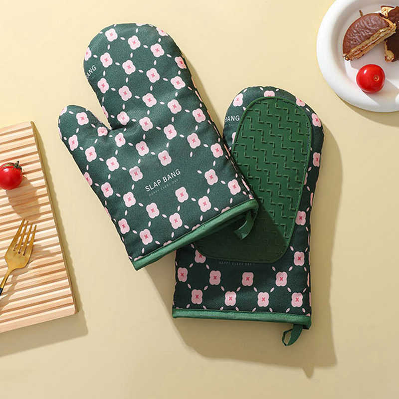 Insulation Gloves Oven Mitts - Anti-Scalding Non-Slip Kitchen Heat Resistant Thickened Cotton Heat Insulation Oven Gloves