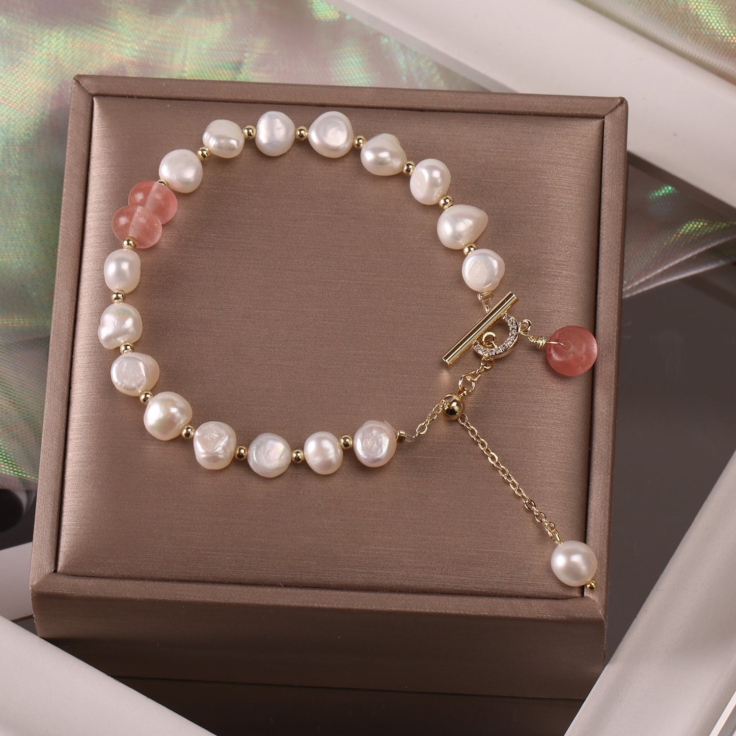 Women Irregular Freshwater Pearl Adjustable Bracelet - JumoShop