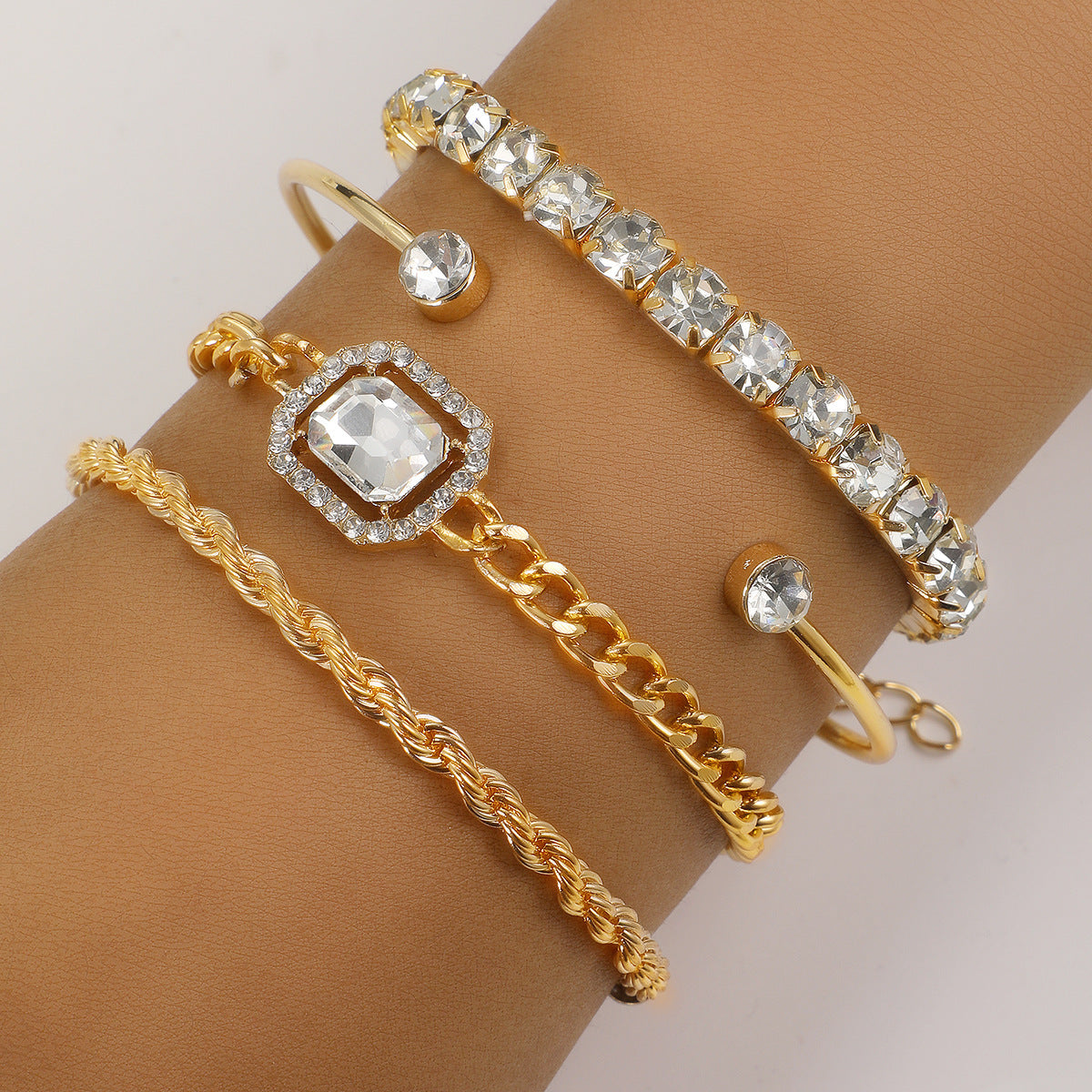 4 Pcs Crystal Bracelet Set - Bohemian Design For Women Vintage Luxury Twisted Cuff Chains Armband Jewelry Accessories