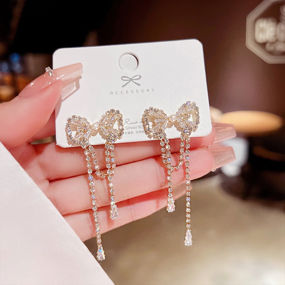 Sterling Silver Needle Light Luxury Pearl Earrings - Graceful Personality