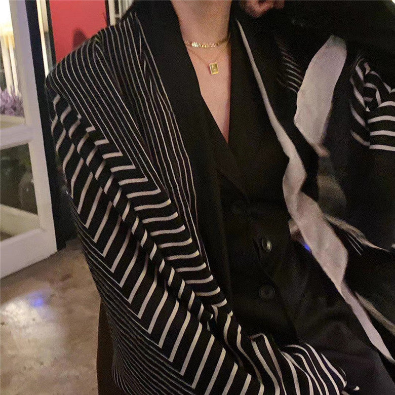✨ Women's Elegant Geometric Long Scarf – Timeless & Stylish ✨ Women's Elegant Simple Scarf Geometric Style Long Scarf - JumoShop