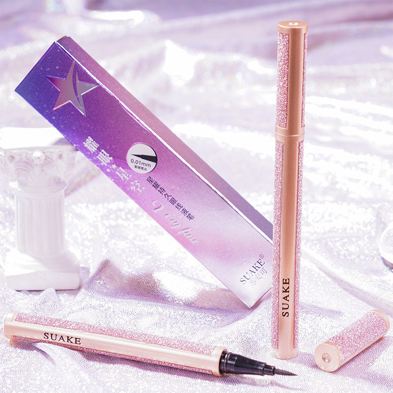 Not Easy To Smudge Novice Liquid Eyeliner