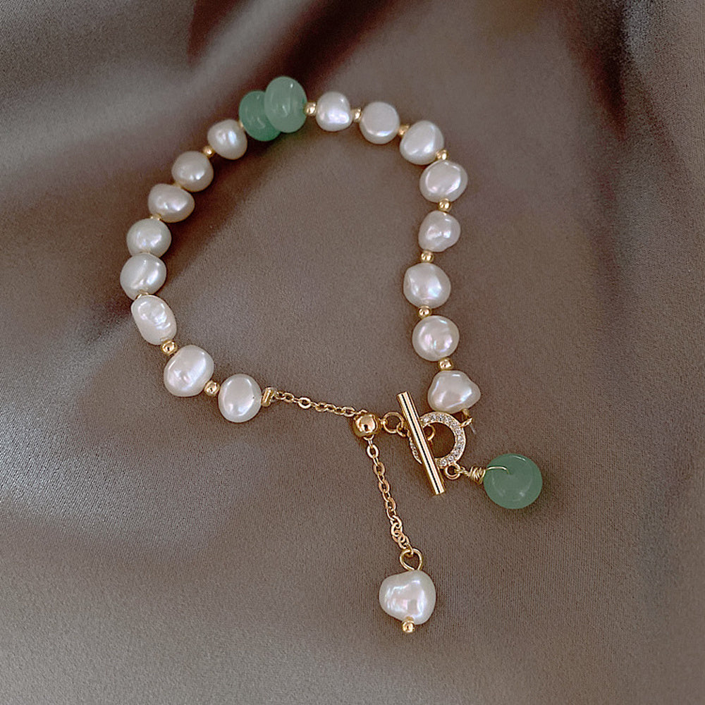 Women Irregular Freshwater Pearl Adjustable Bracelet - JumoShop